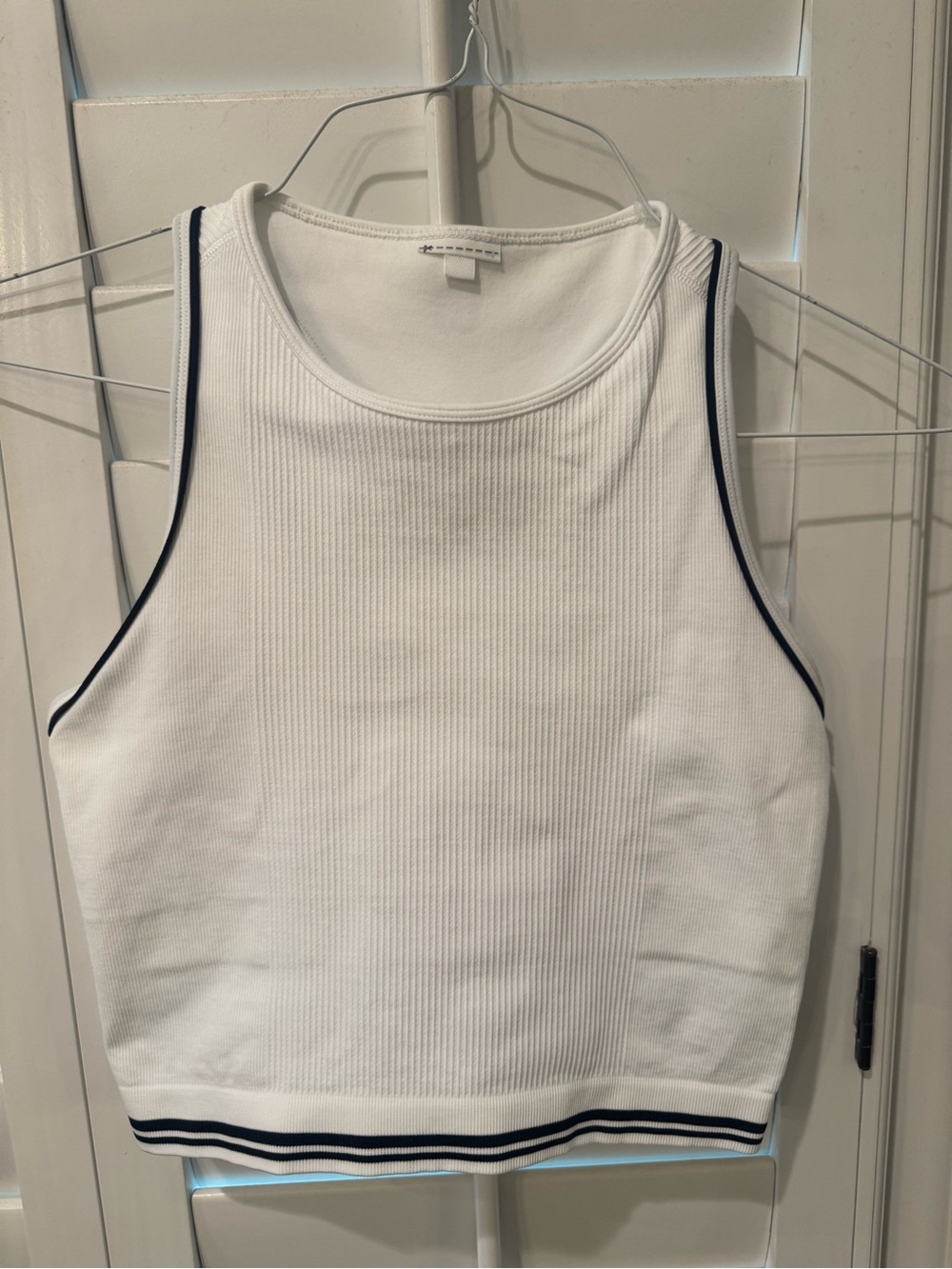 Wilson Brami in White with Navy Trim size large